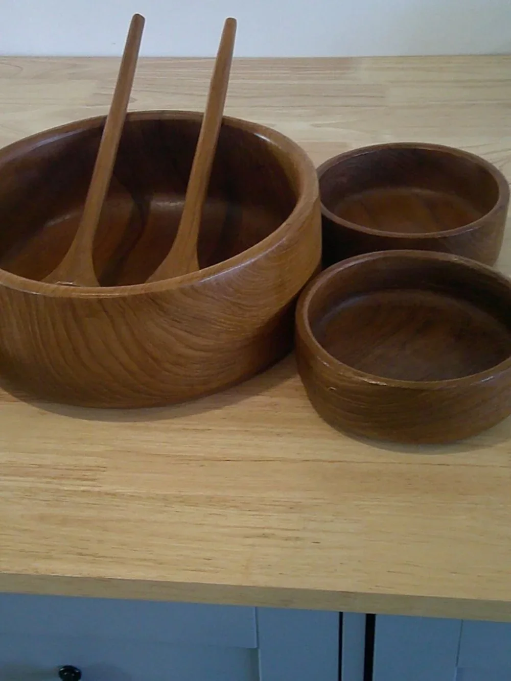 Vintage Teak Wood salad bowl set. (MCM) styling